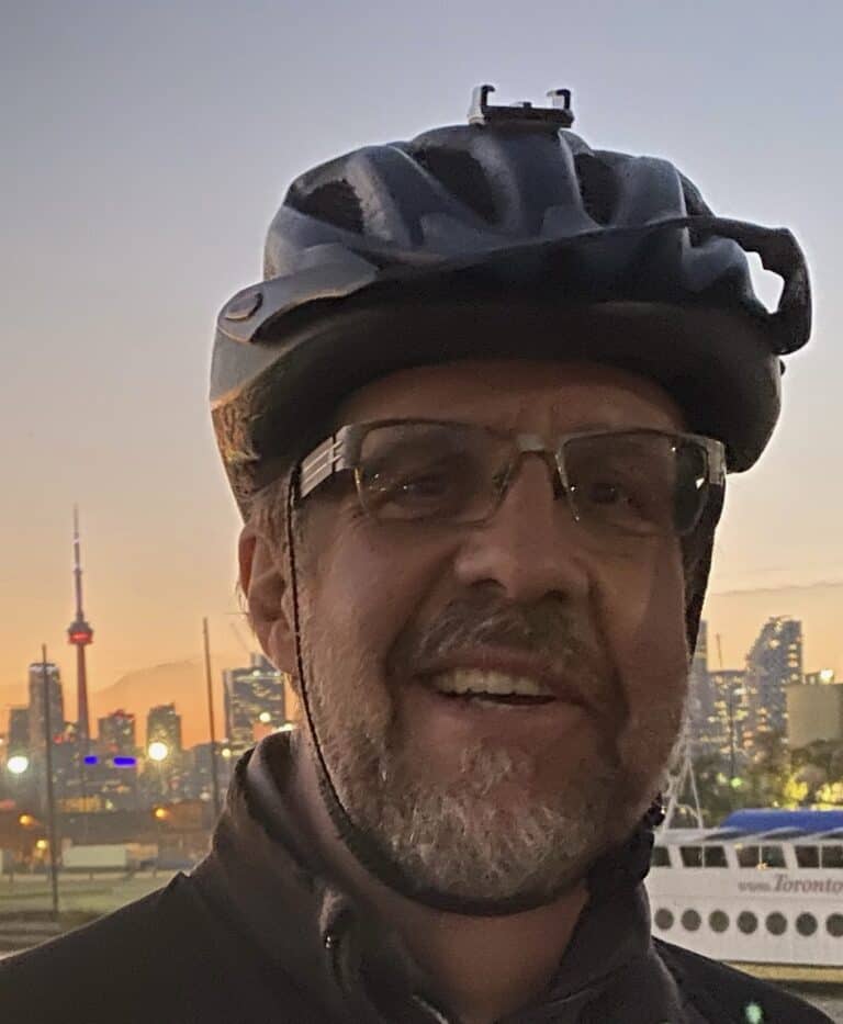 ToddCyclingOnTheWaterfront-768x933